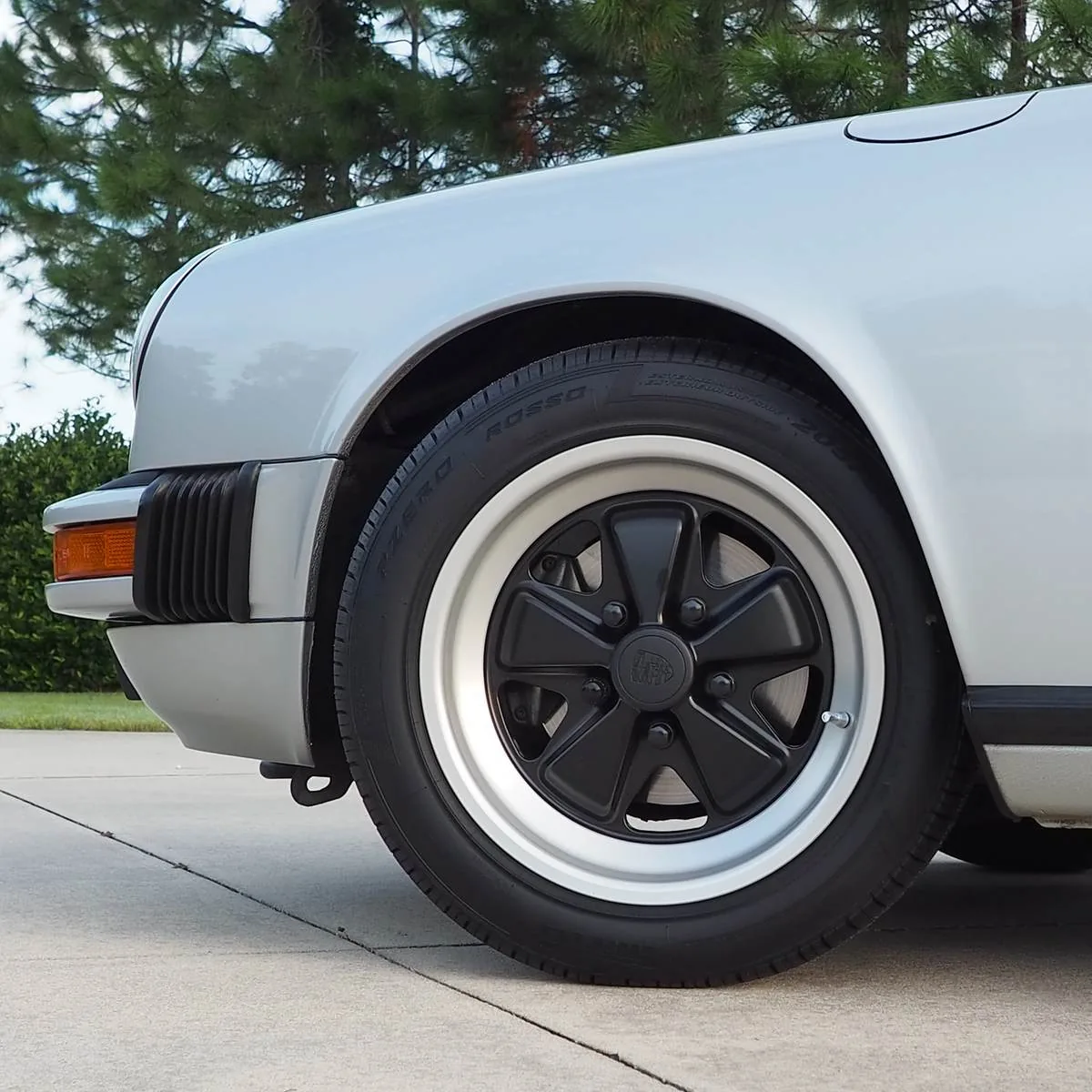 Диск Fuchs для Porsche 911, вид спереди
